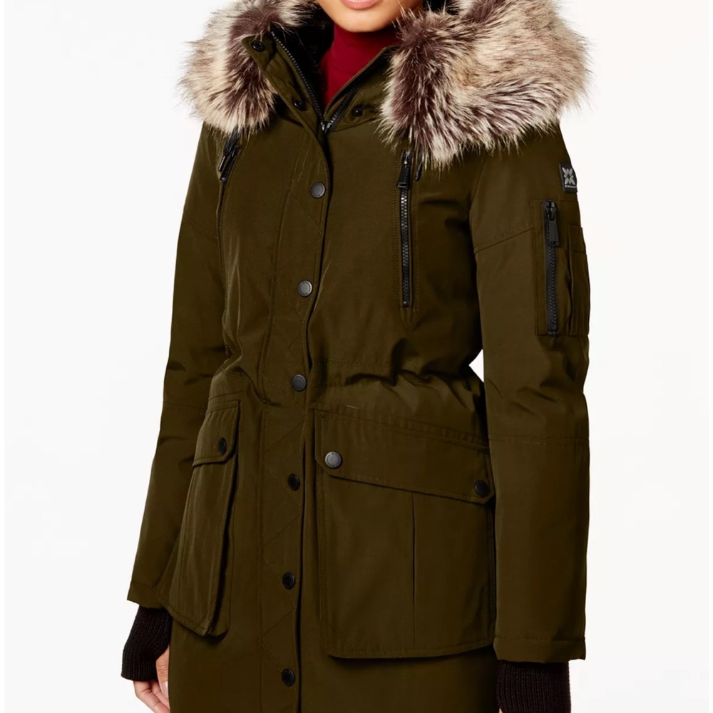 BCBG WINTER COAT WOMENS SIZE XS